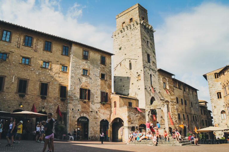 Exploring the Beauty of San Gimignano