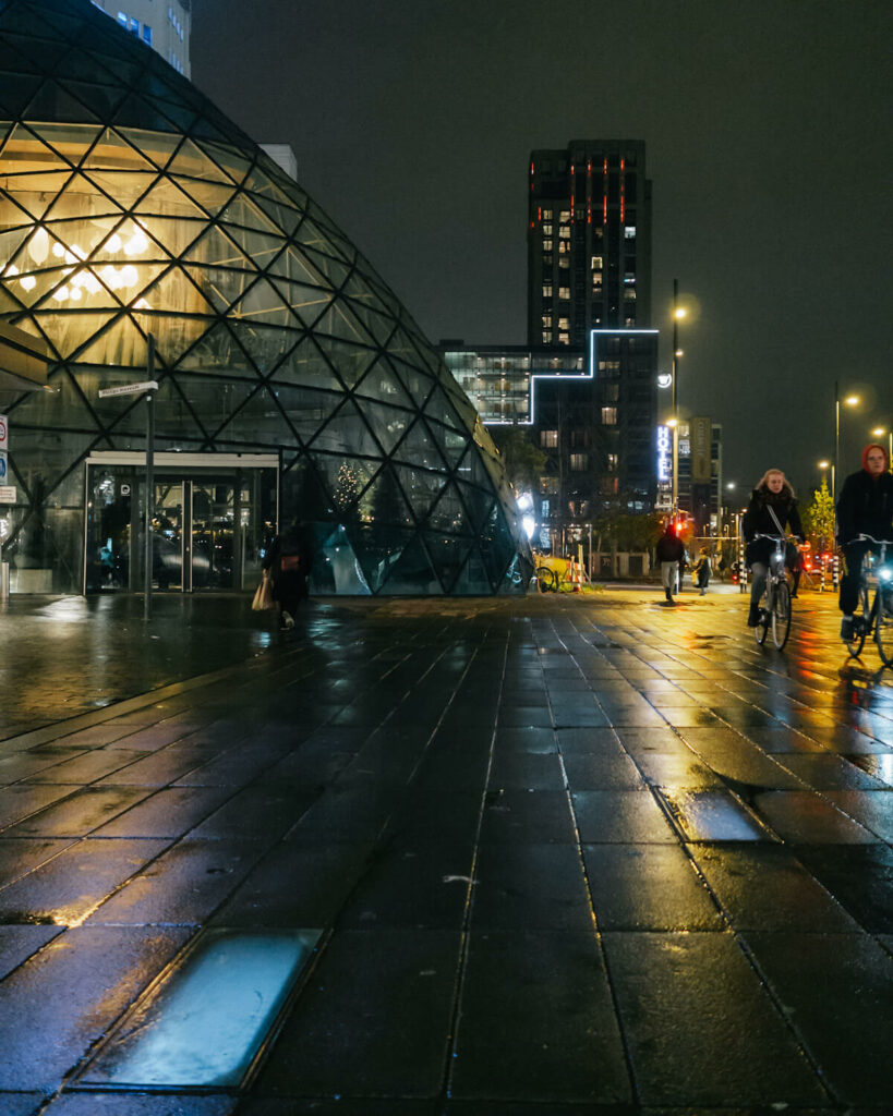 Eindhoven's Iconic Architecture 'BLOB'